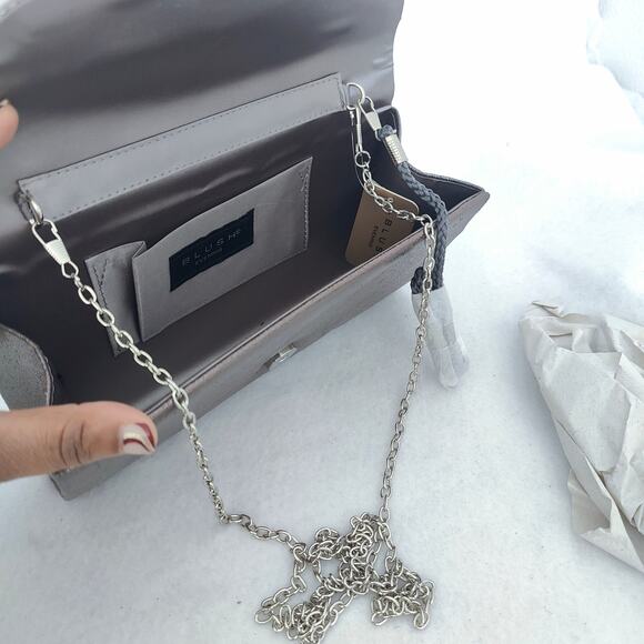 Blush Evening Purple Metallic Clutch Purse Scalloped Chain Rope Handle Strap NEW - Picture 6 of 6